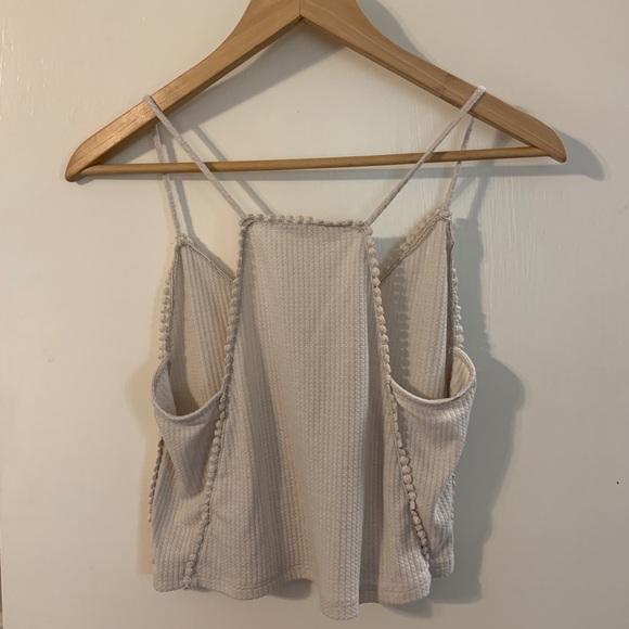 LA Hearts Crop Tank - Picture 2 of 4